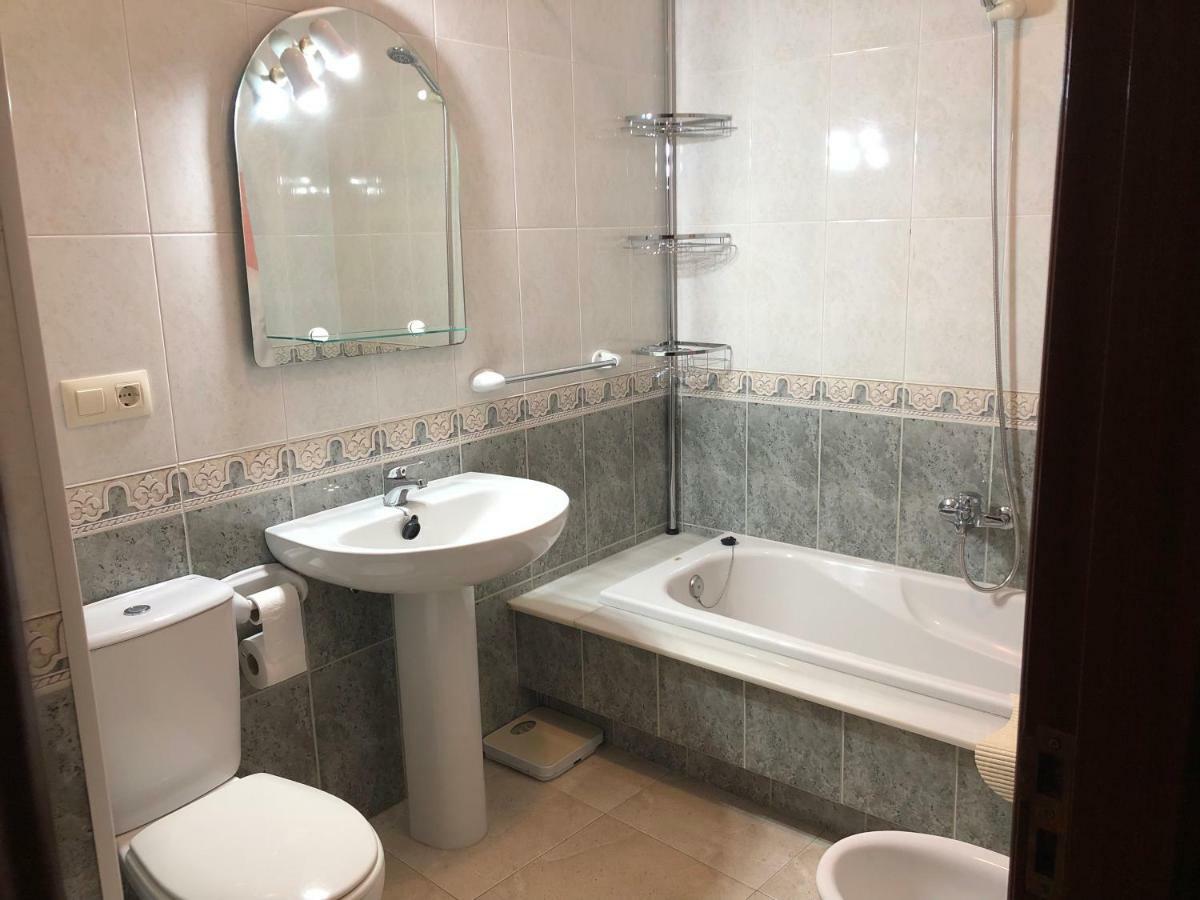 Апартаменты Piso En Эль-Грове Экстерьер фото